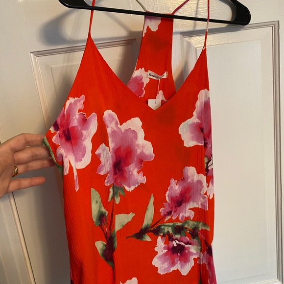 NWT Bright Floral Spaghetti Tank - Size Medium - Picture 3 of 6